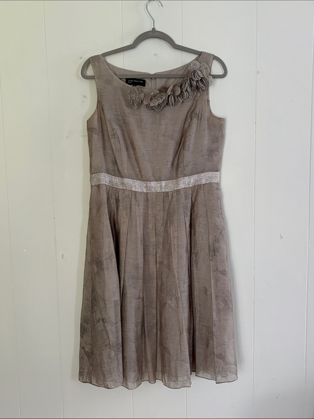 Jones New York Shimmery Taupe Sleeveless Dress with Floral Detail